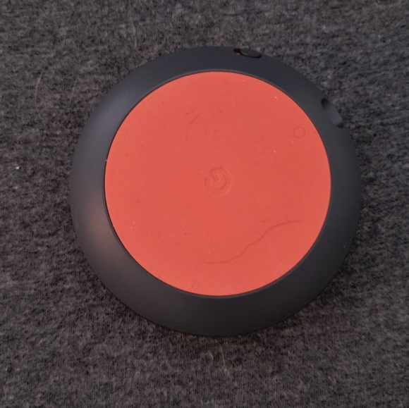 Google Nest Speaker - Picture 3 of 3